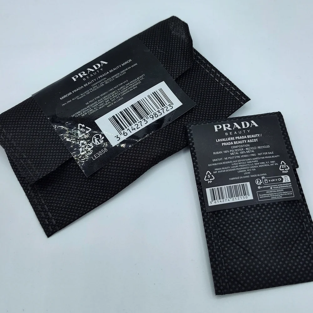 🎉🎉HOST PICK🎉🎉AUTHENTIC PRADA BEAUTY Triangle Mirror Charm Pink Gold Gift Box